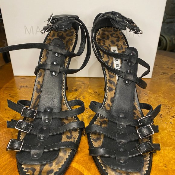 Manolo Blahnik black strappy sandal - Picture 4 of 6